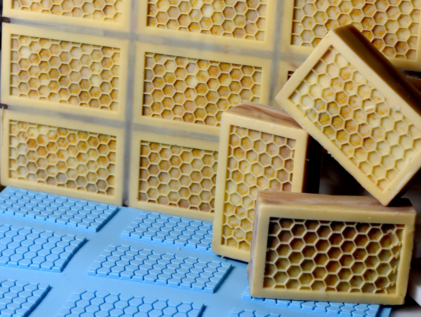 Honeycomb texture mat for 15 and 18 section slab - customcrafttools